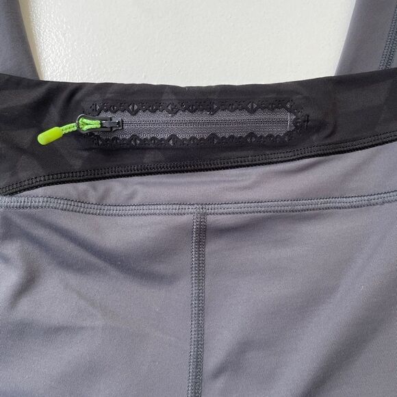 Ivivva Girl’s Elastic Waist Athletic Yoga Leggings Size 12 Grey Black - Picture 10 of 16